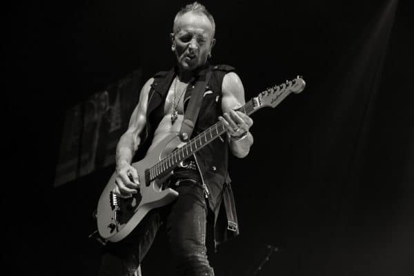 Def Leppard at the Bell Center in Montreal