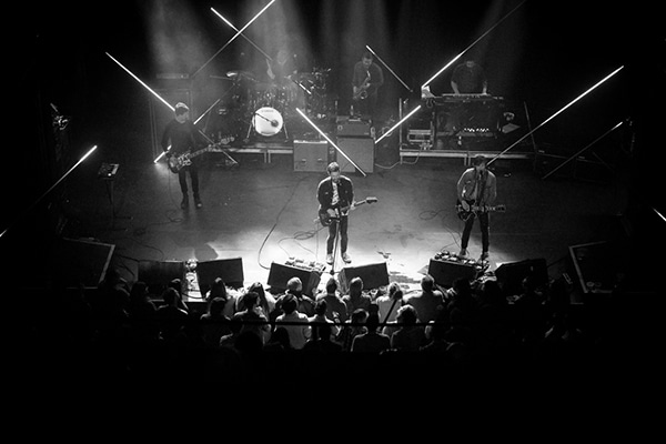 sam-roberts-theatre-corona-montreal-concert-photography-captura-camera-13