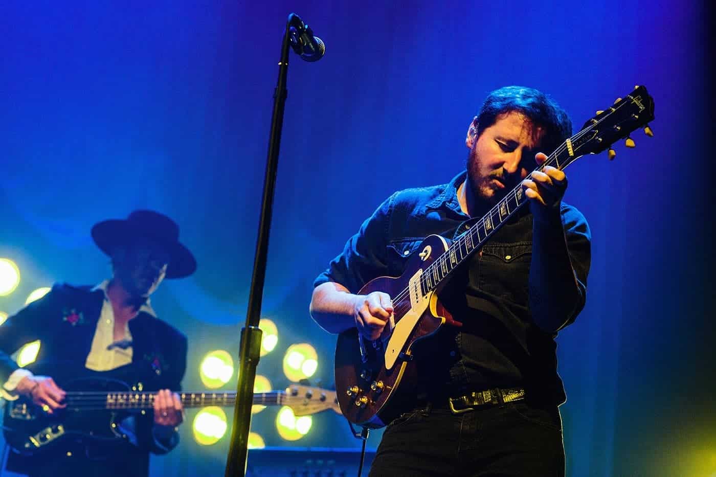 Nathaniel Rateliff & the Night Sweats guitarist