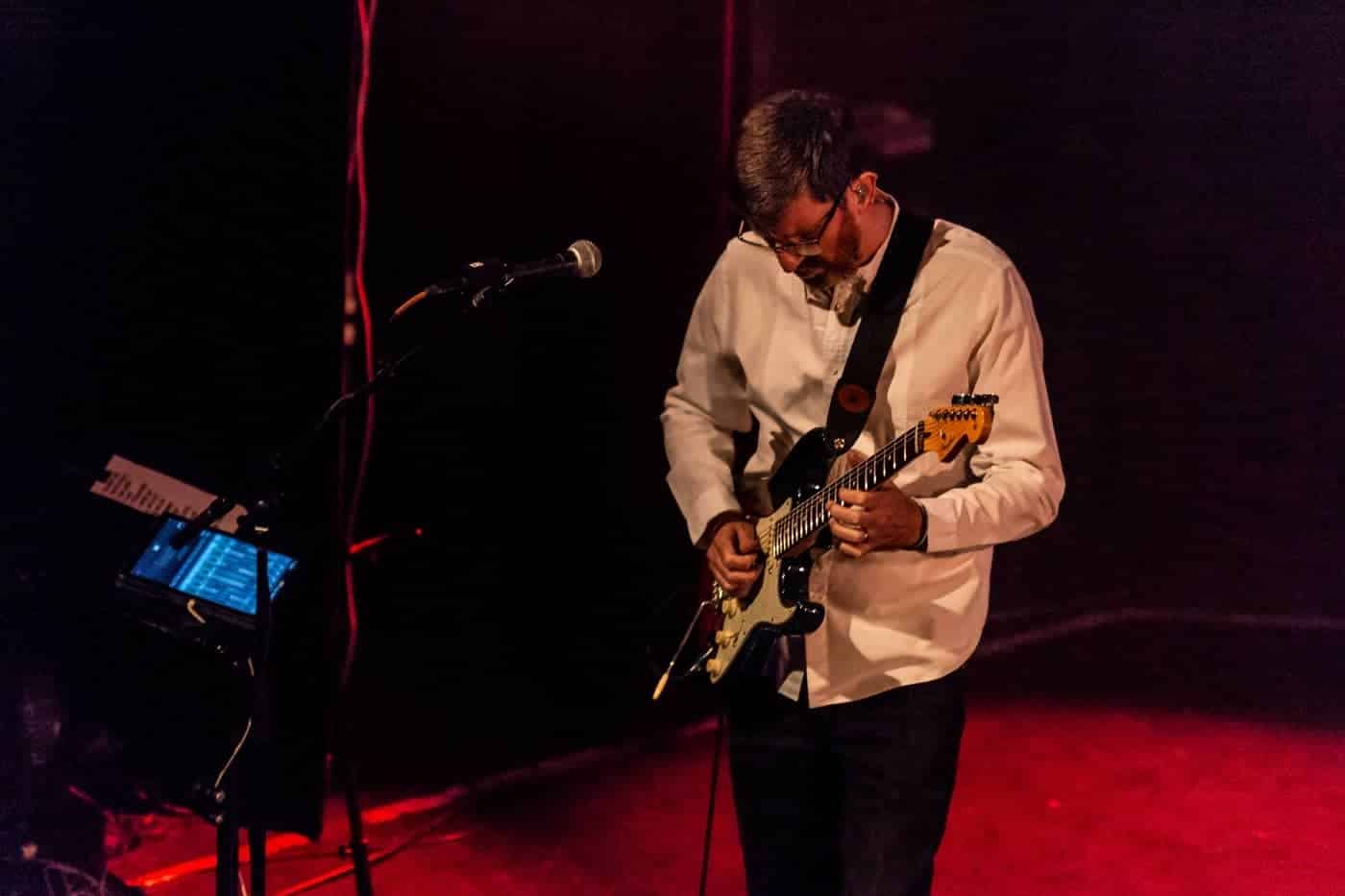 IQ montreal review guitarist