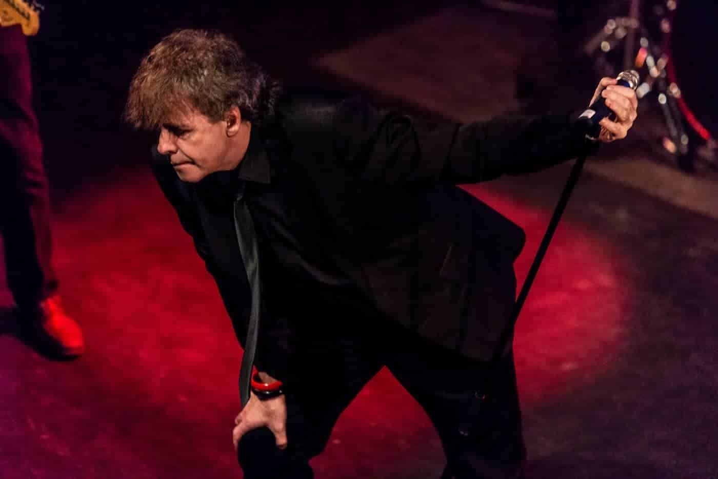 IQ band montreal photos