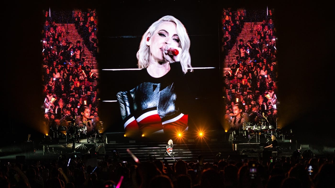 marie mai at Montreal Bell Centre